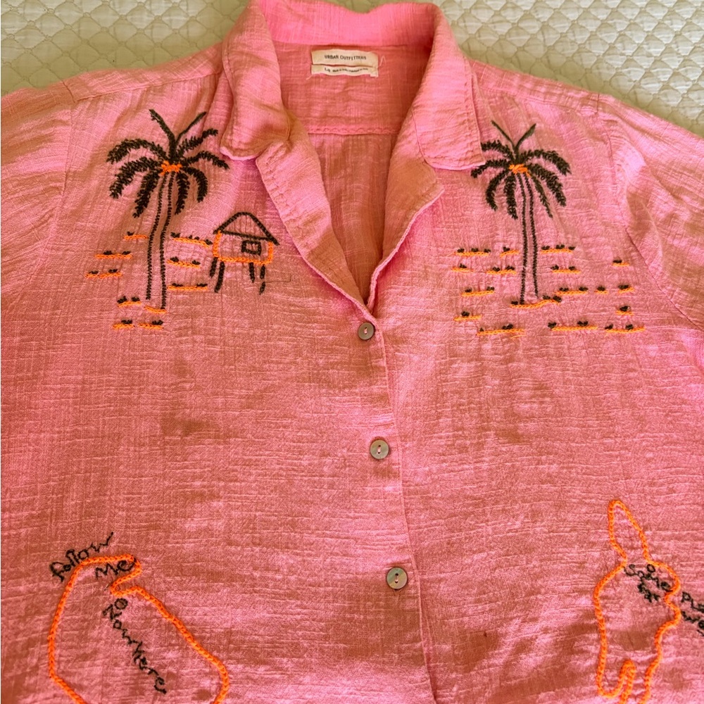 Urban Outfitters Bowie Holiday Embroidered Cropped Button-Up Top - Picture 2 of 5